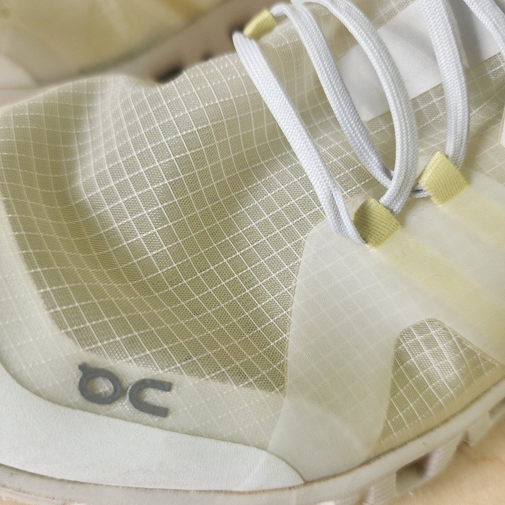 On Cloud X Helion Women's Run Walk Train Athletic Shoes SZ 9 White Yellow Gym - Picture 2 of 15